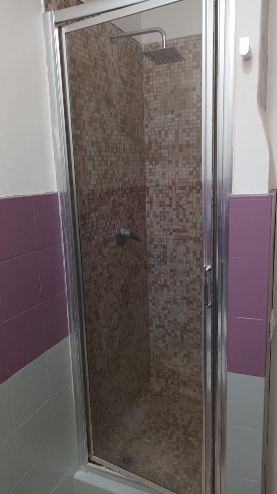 Casa N 1 Con Parcheggio Privato E Colonnina Ricarica Daire Livorno Dış mekan fotoğraf