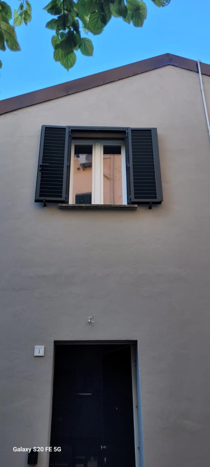Casa N 1 Con Parcheggio Privato E Colonnina Ricarica Daire Livorno Dış mekan fotoğraf