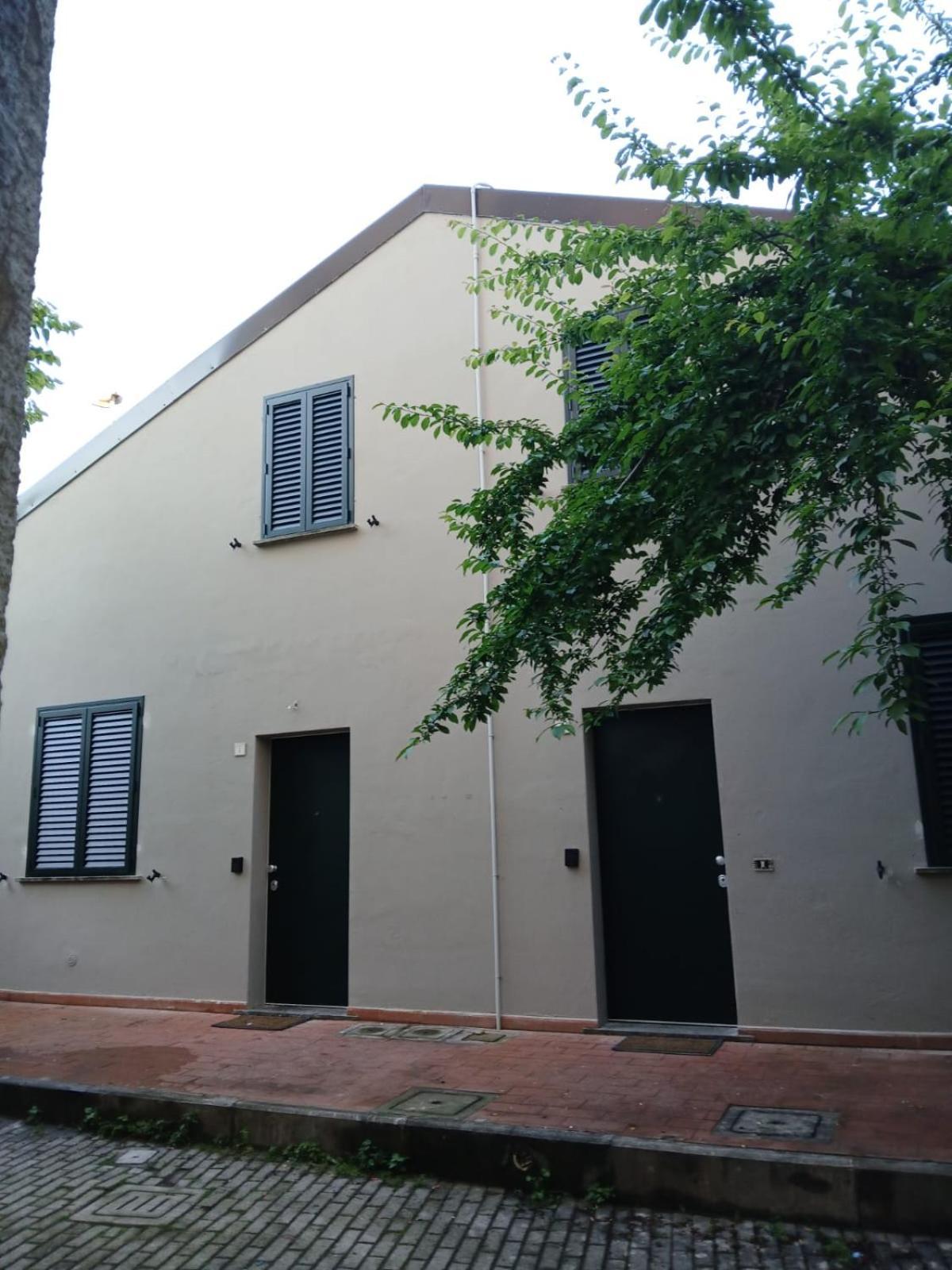 Casa N 1 Con Parcheggio Privato E Colonnina Ricarica Daire Livorno Dış mekan fotoğraf